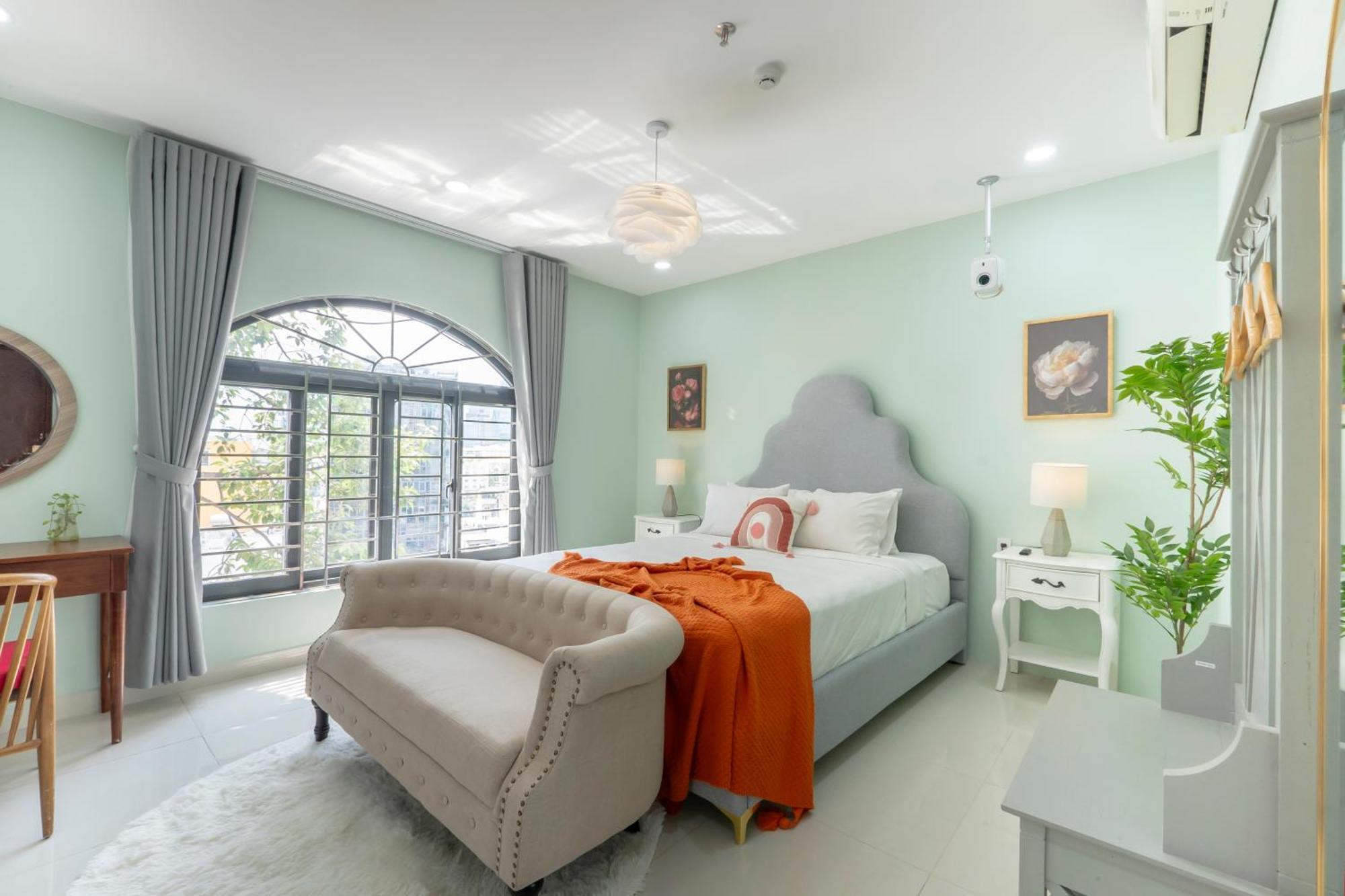 Amila Nguyen Hue Hotel By Sazi Хошимин Экстерьер фото